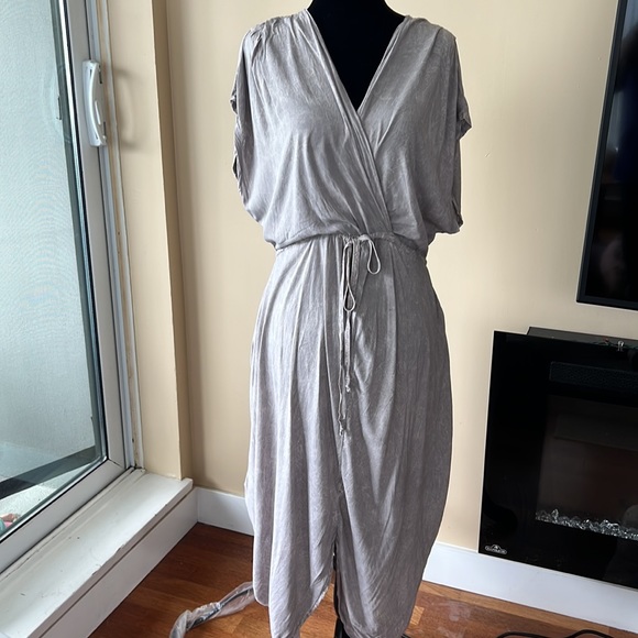 ANTHROPOLOGIE The Odells Tulip Hem Dress - Picture 2 of 10